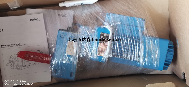 用于電磁閥的 Castel 線(xiàn)圈和插頭